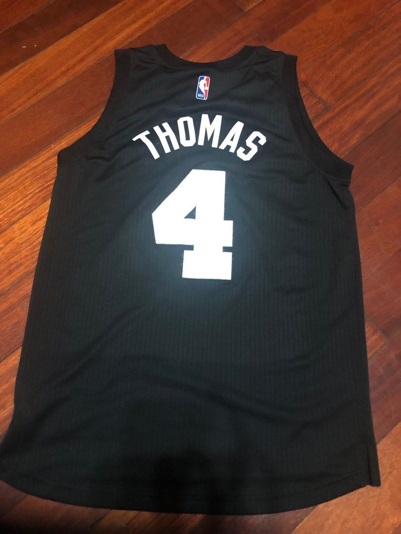 Boston jersey (Category: Men's Clothes) located in Penshurst. Submitted by leoniemckin (Listing ID 1269078922, Image 2). Description: .