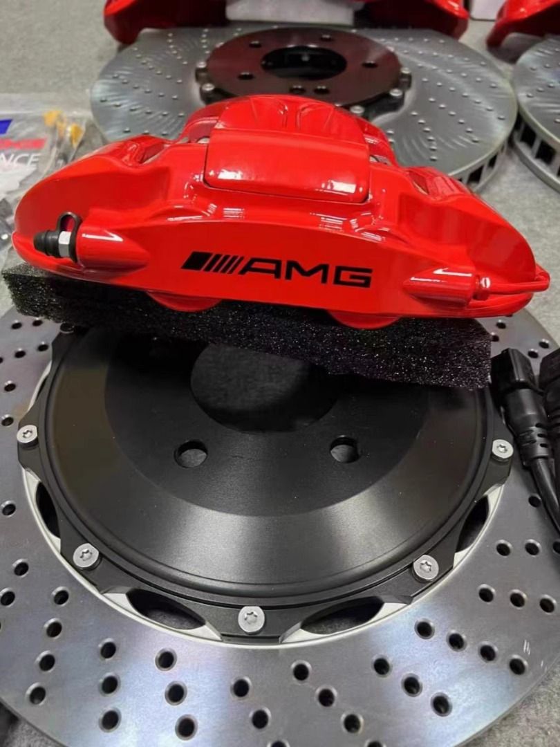 Brake calipers modified rear wheel electromechanical integrated