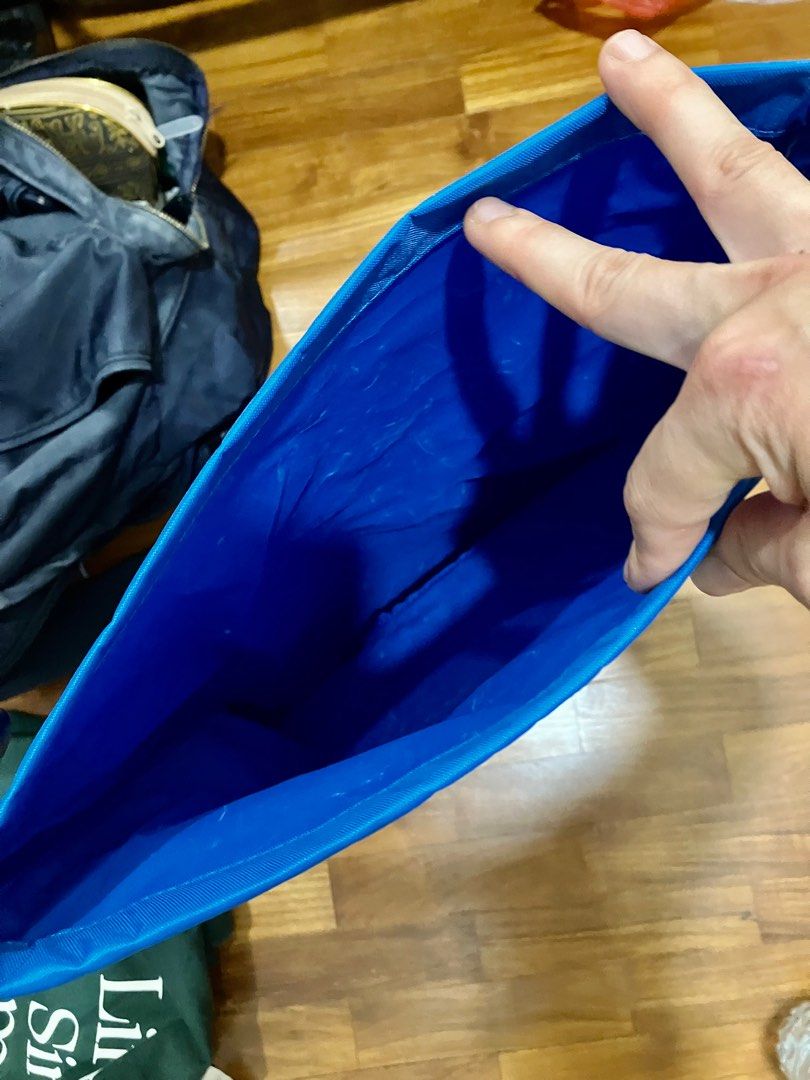 Brand new stand chart marathon shoe bag, Sports Equipment, Other Sports