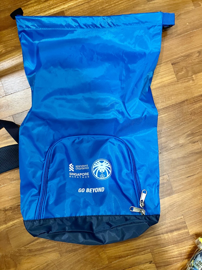 Brand new stand chart marathon shoe bag, Sports Equipment, Other Sports