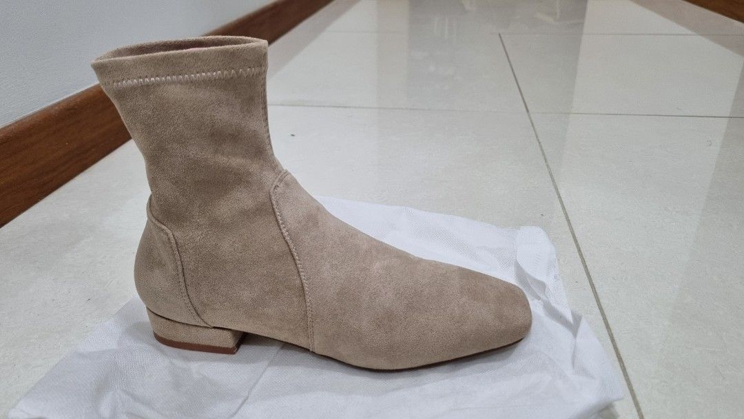 BNIB Real Suede Boots Women s Fashion Footwear Boots on Carousell