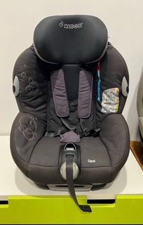 Maxi Cosi Opal Red Baby Child Car Seat Babies Kids Going Out