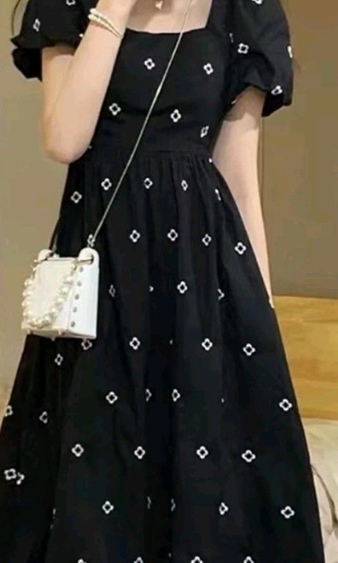 Casual dress black and white outlet