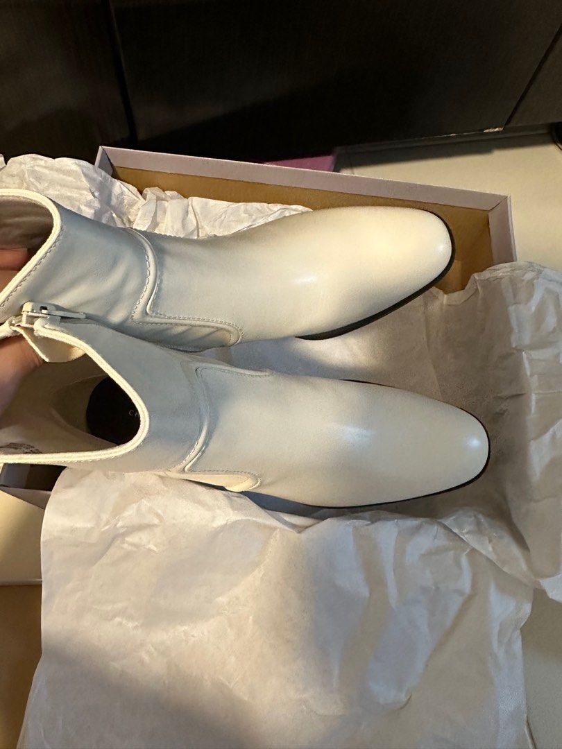 White ankle boots discount aldo