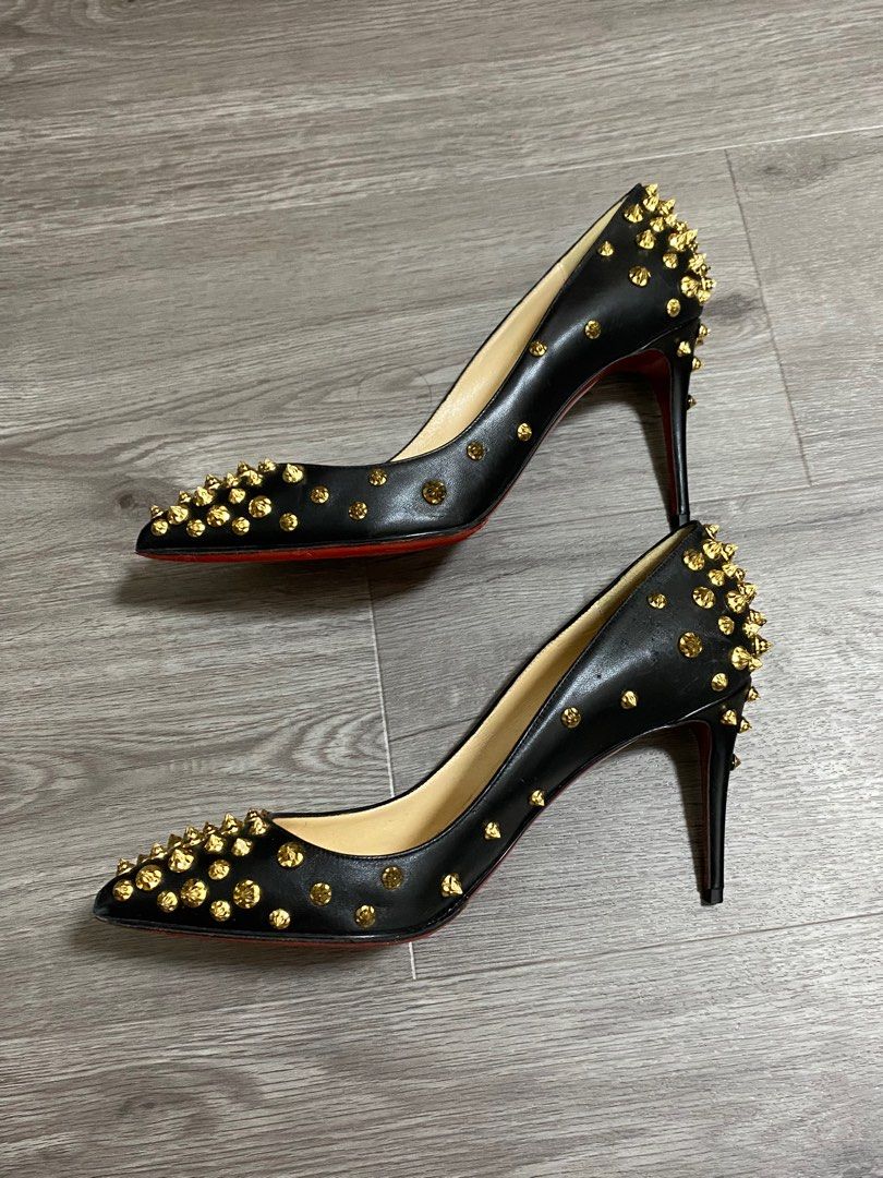 Christian louboutin outlet women's pumps