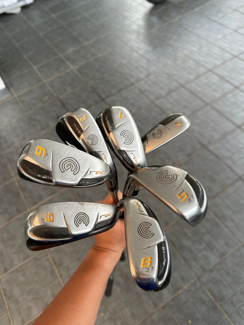 Cleveland iron, Sports Equipment, Sports & Games, Golf on Carousell