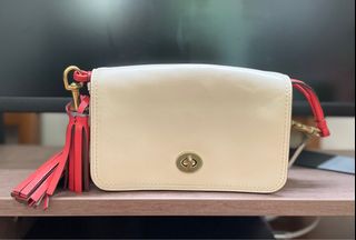Gently used shop coach handbags