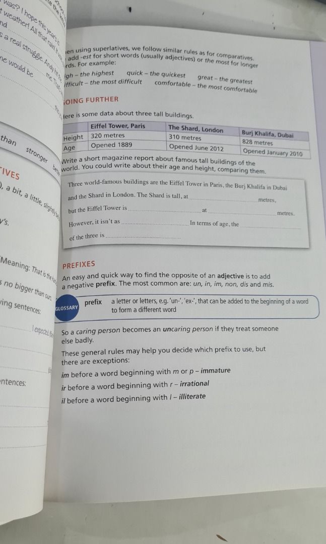 BRACKET  English meaning - Cambridge Dictionary