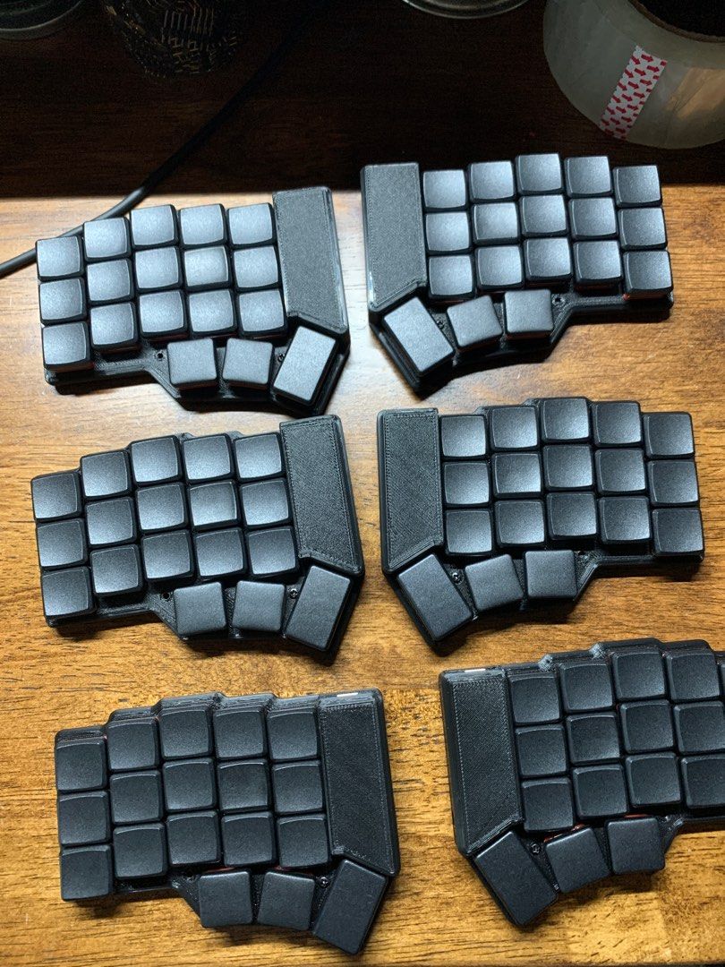 Corne Crkbd chocspaced Bluetooth wireless split keyboard nicenano