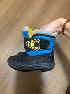 (Category: ) located in . Submitted by 6ixthriftmama (Listing ID 1269068760, Image 1). Description: .