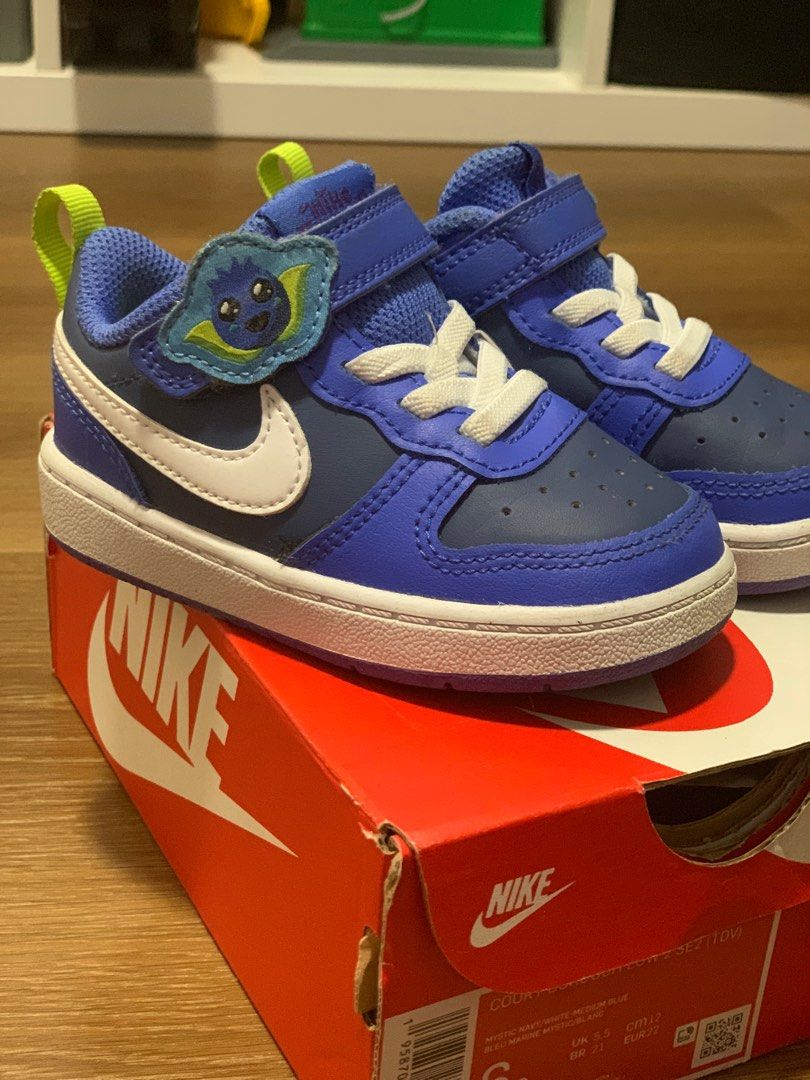 Nike court borough sales low se sneakers