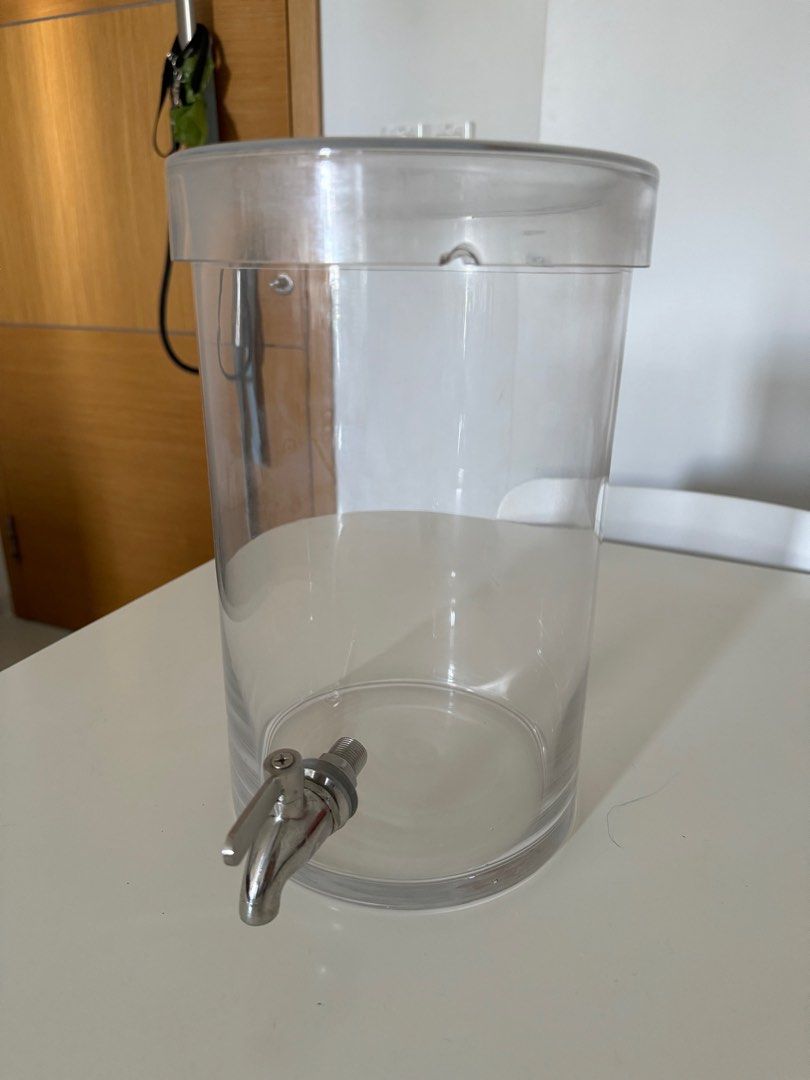 Crate & Barrel Water Dispenser, TV & Home Appliances, Kitchen