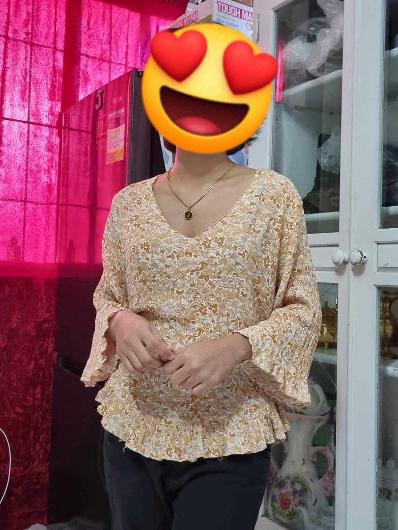 Cupcakes and Cashmere Women s Fashion Tops Longsleeves on Carousell