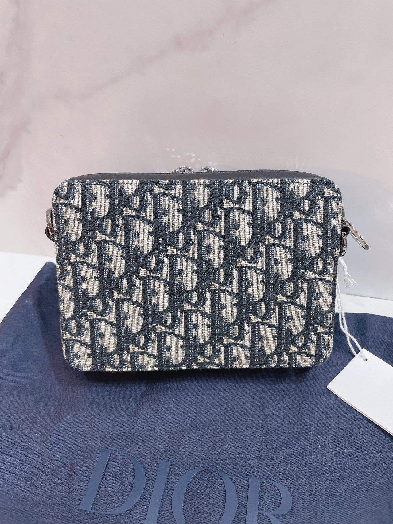 Dior oblique shoulder strap price best sale
