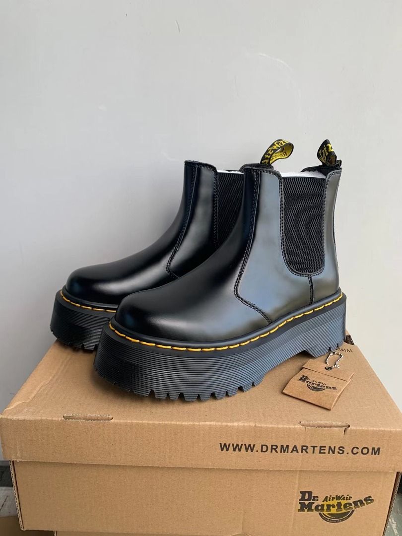 Martin chelsea hotsell boots