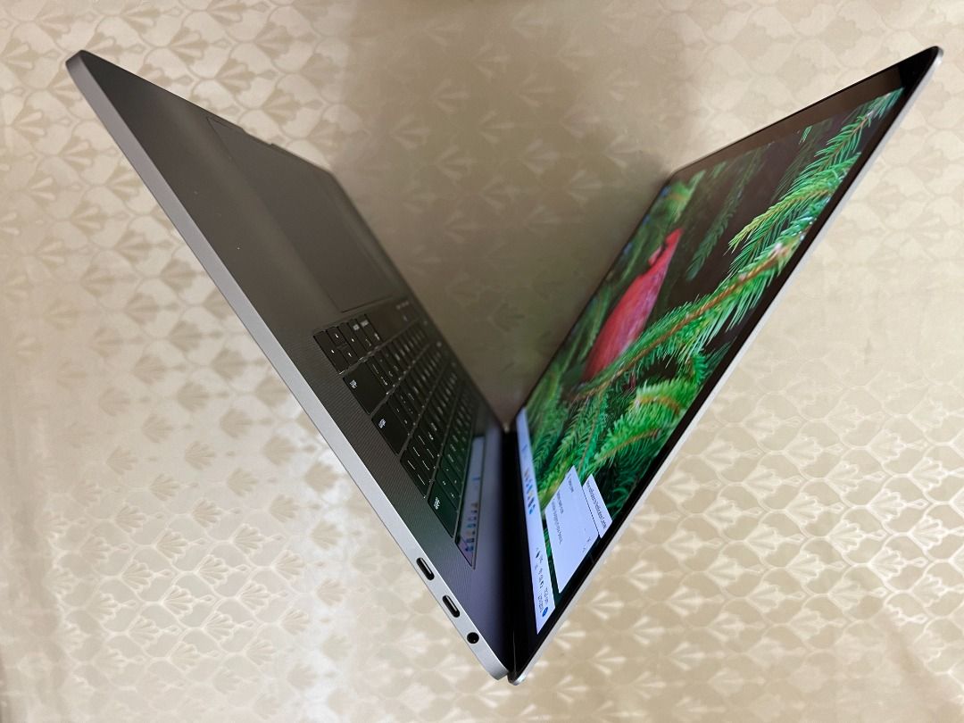 MacBook Air +最新Windows11/最新Office付-