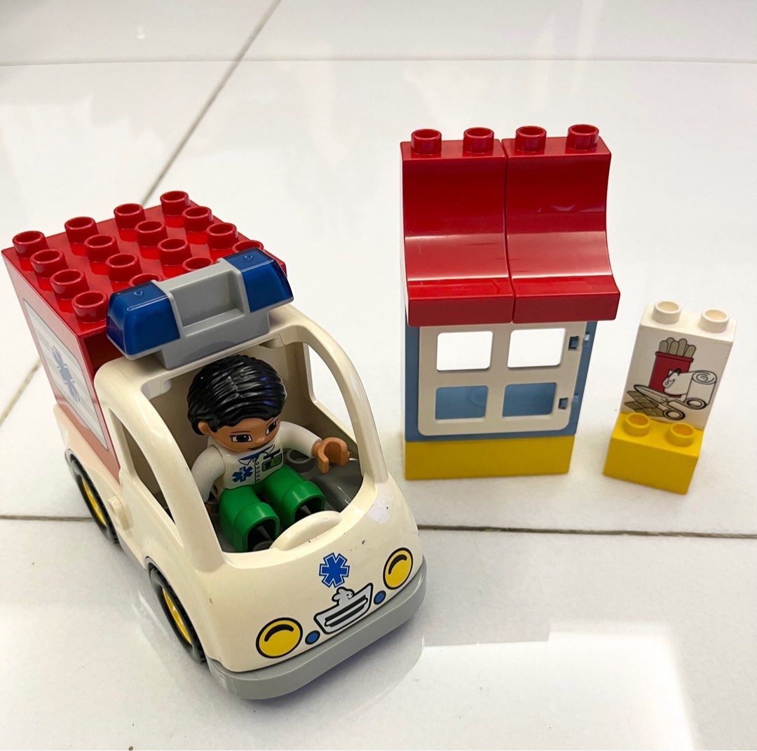 Duplo ambulance 2025 helicopter