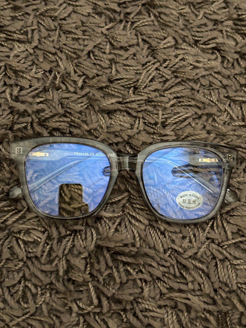 Eyeglasses (Category: Sunglasses & Eyewear) located in Rizal. Submitted by docdeclutter (Listing ID 1268887155, Image 3). Description: 300 each Get both for 500.