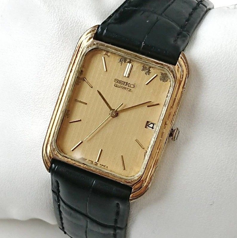 Giving away free Heavily Used Seiko Tank Watch Quartz Men s