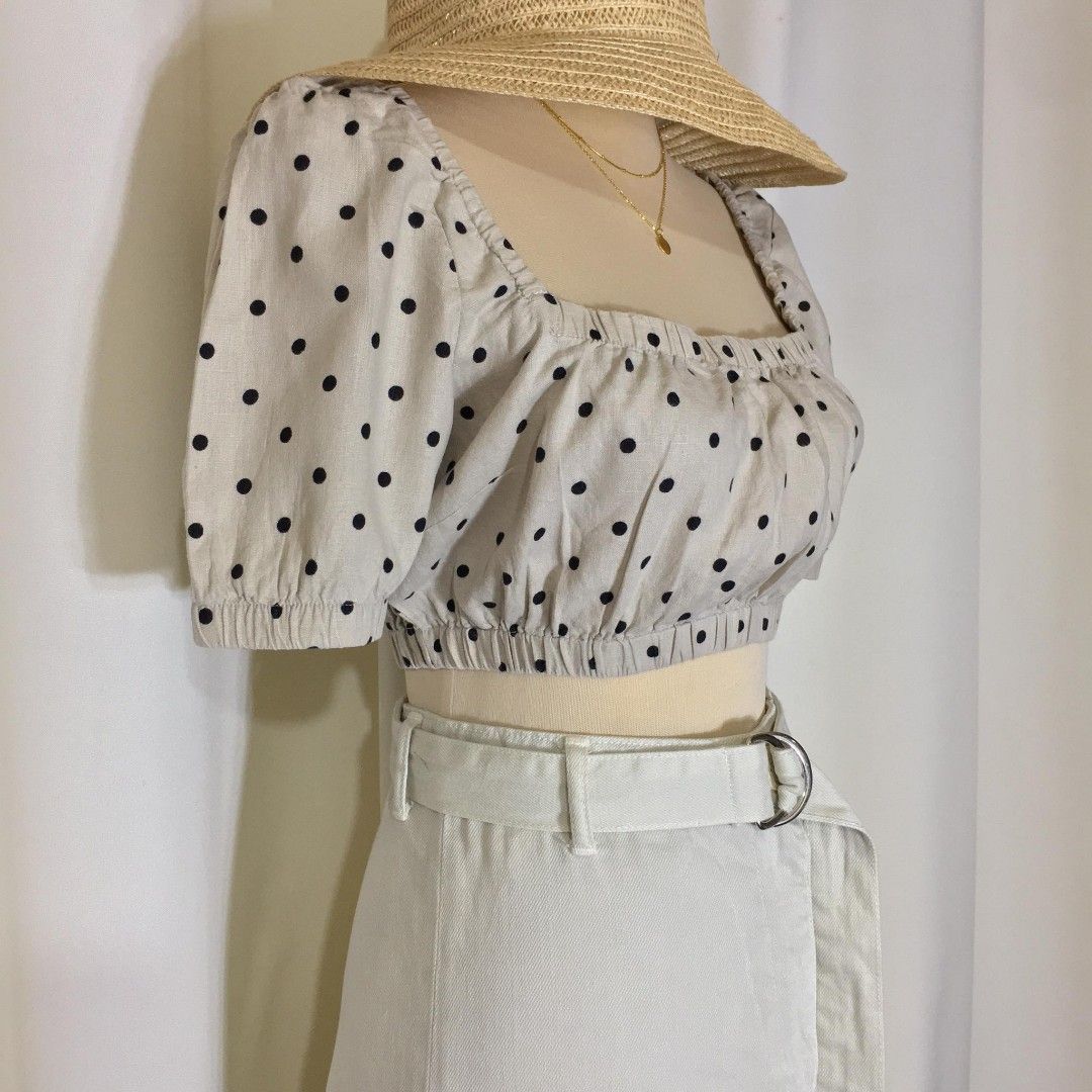 glassons linen puffsleeves top, Women's Fashion, Tops, Blouses on Carousell