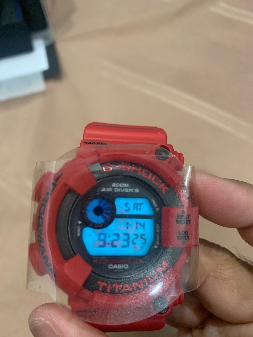 Frogman analog hotsell merah
