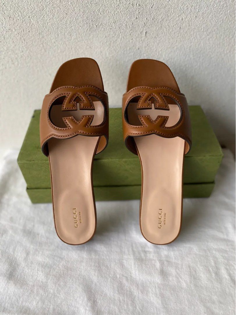 Gucci flip on sale flops size 12