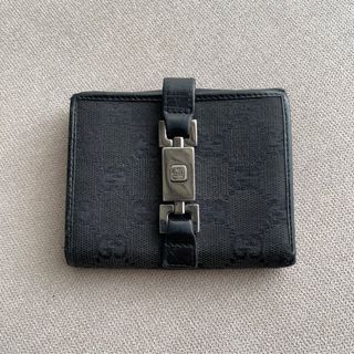 Gucci 經典提花logo 鎖釦式短夾 真皮內裏 PL1117