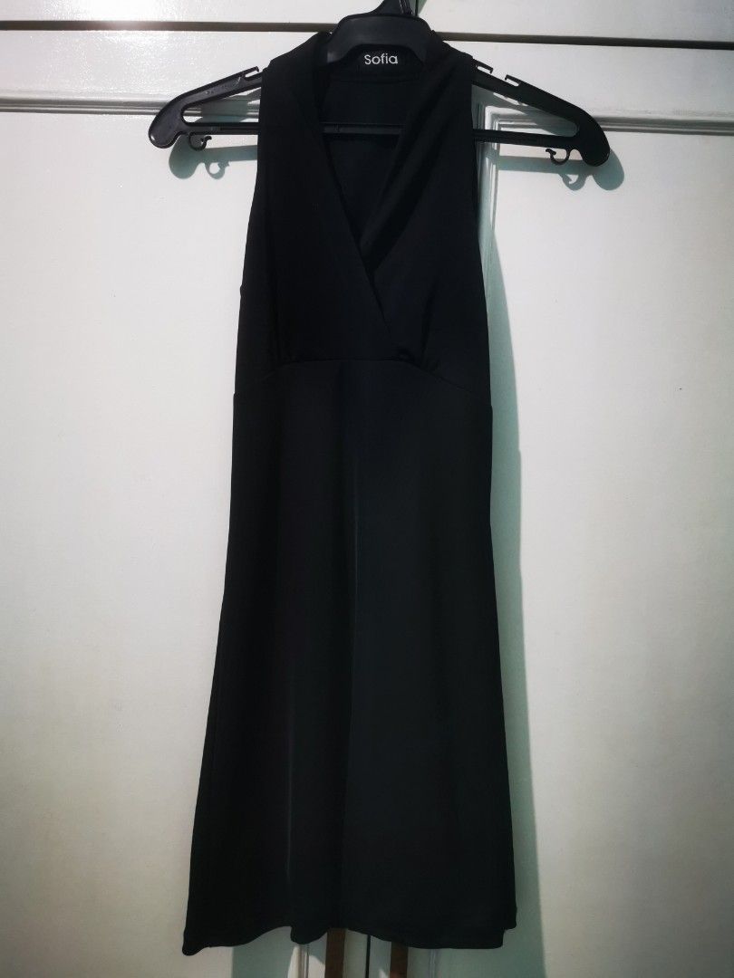 Haltered Black Short Dress (Category: Dresses) located in Pasig City. Submitted by ProjectXStoS (Listing ID 1268993741, Image 1). Description: Haltered short dress for XXS to XS frames Stretched, body hugging Length from shoulder down: 31.75 inches MOP: BDO/ Gcash Shipping not yet included in the price. Couldn't promise for rush shipping due to work sched but pick up can be arranged..