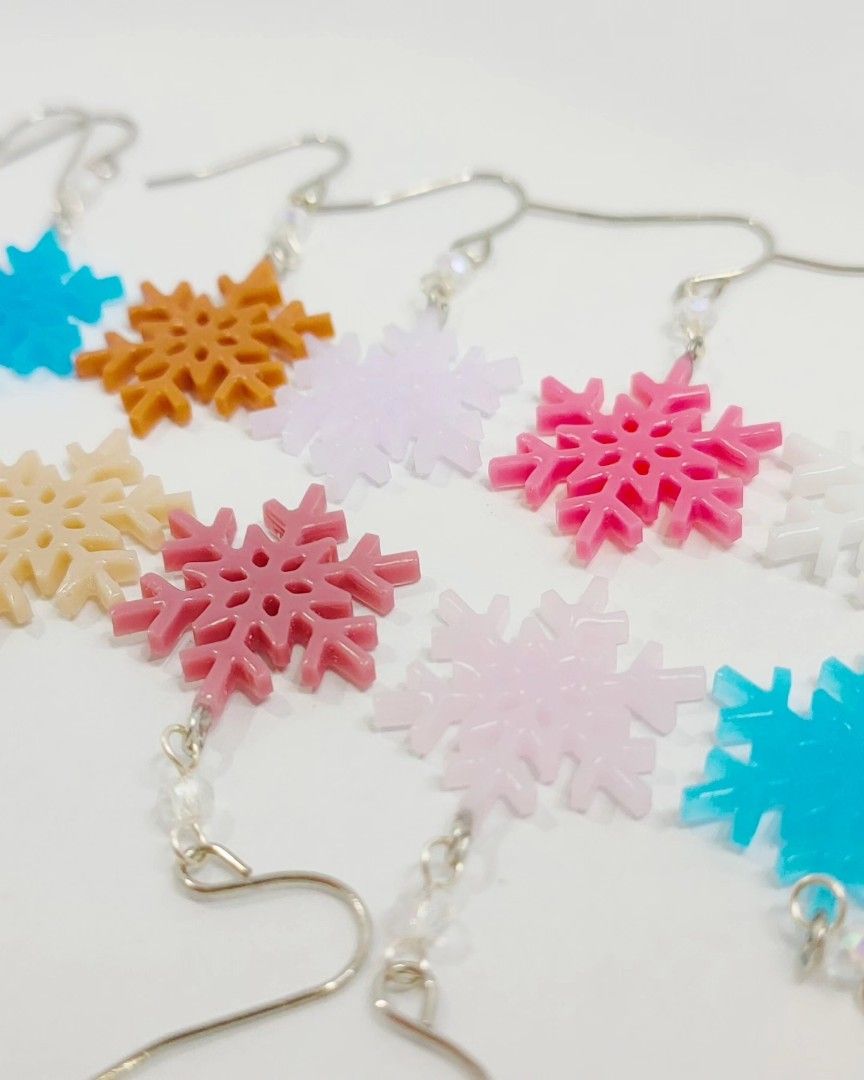 Christmas on sale snowflake earrings