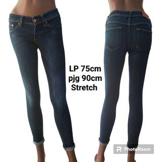 H&M slight skinny jeans