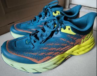HOKA Speedgoat 5