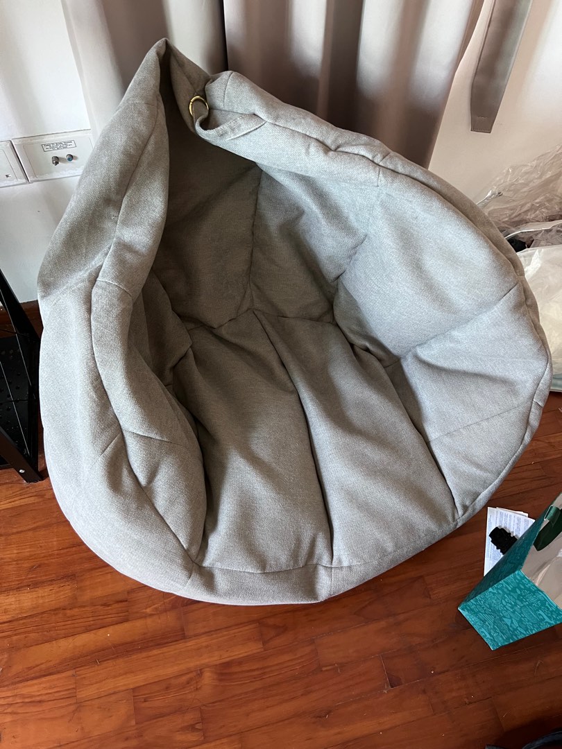 Hooga Bean Bag, Furniture & Home Living, Furniture, Sofas on Carousell