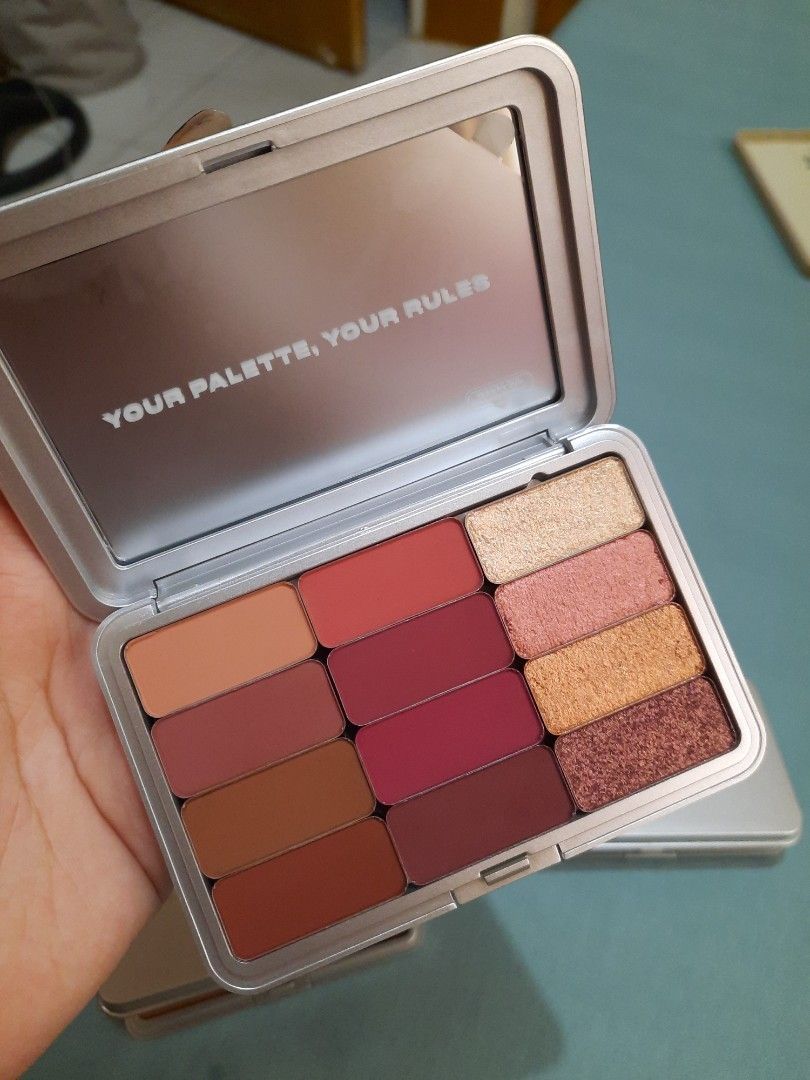 Issy Palette, Beauty & Personal Care, Face, Makeup on Carousell