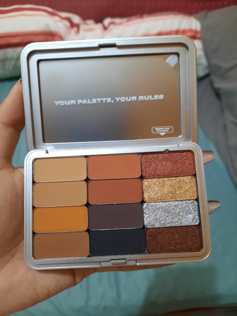 Issy Palette, Beauty & Personal Care, Face, Makeup on Carousell