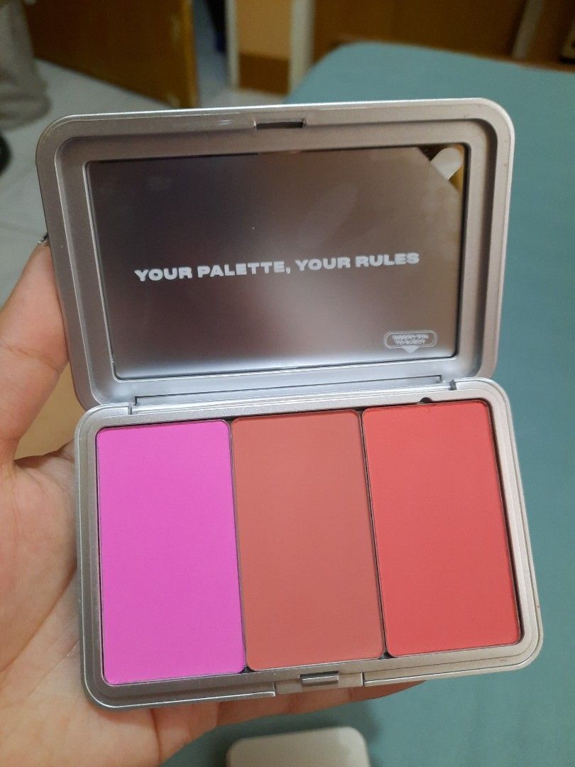 Issy Palette, Beauty & Personal Care, Face, Makeup on Carousell