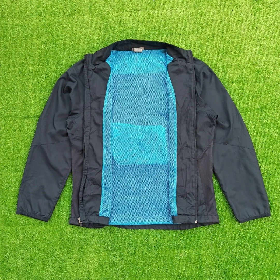 jaket windbreaker nike
