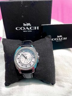 Jam Tangan Coach with black saffiano leather strap