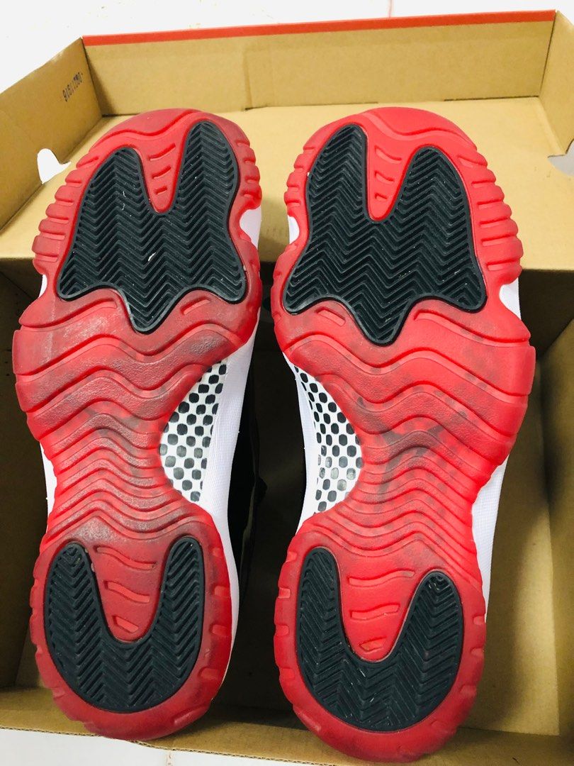 Bred 11 online bottom