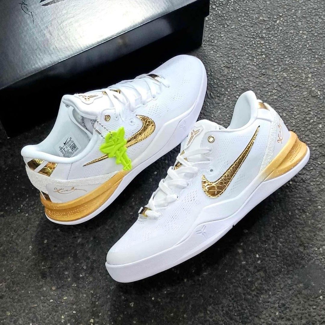 Kobe 8 discount white and gold