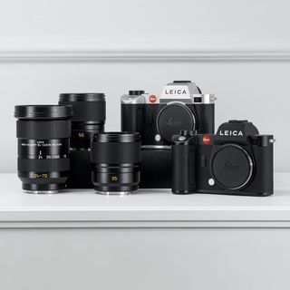 Leica SL2 Mirrorless Camera (Cash Back Promo)
