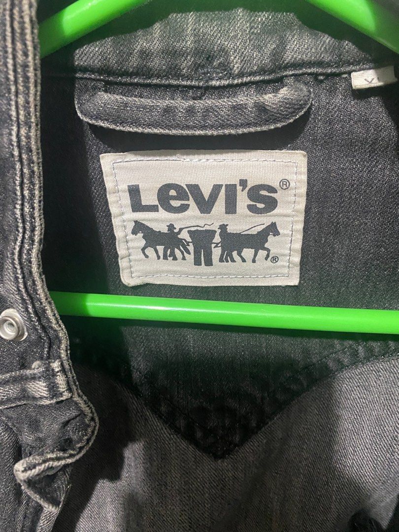 levis jacket (Category: Coats, Jackets and Outerwear) located in Cagayan de Oro. Submitted by avengers1213 (Listing ID 1268928659, Image 3). Description: decluttering.levis biker jqcket vintage black.no flaws or damage just signs of used.