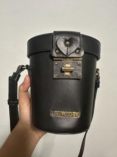 (Category: ) located in . Submitted by bankroll77 (Listing ID 1269036304, Image 1). Description: .