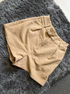 (Category: ) located in . Submitted by allyoucanwishfor (Listing ID 1268961338, Image 1). Description: .