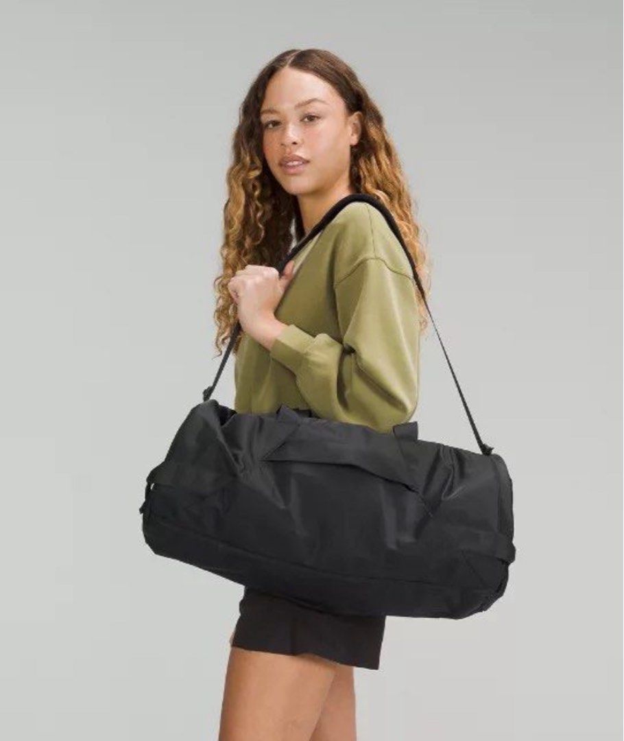 Lululemon all day deals duffel bag