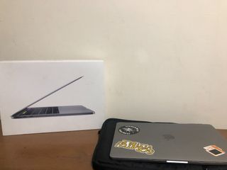 Macbook Pro 2018 256Gb