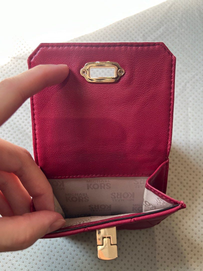 Michael kors or 2025 marc jacobs wallet