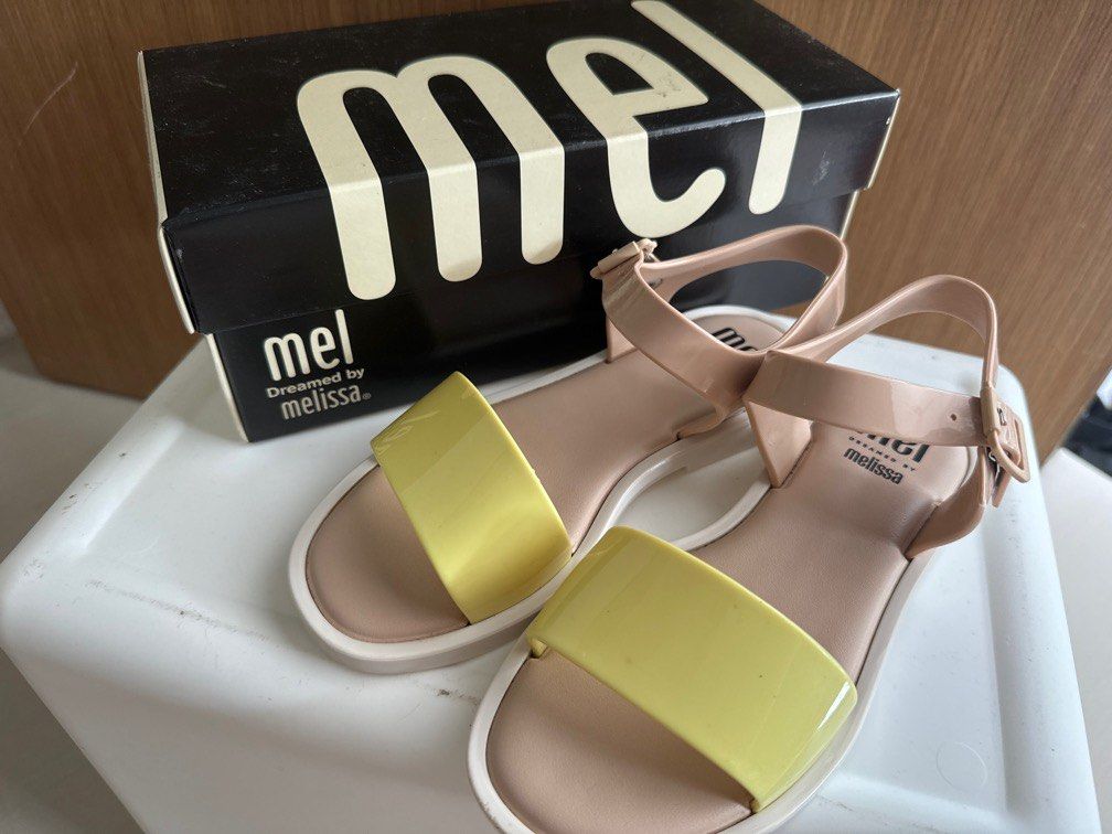 Melissa mel hotsell mar sandal