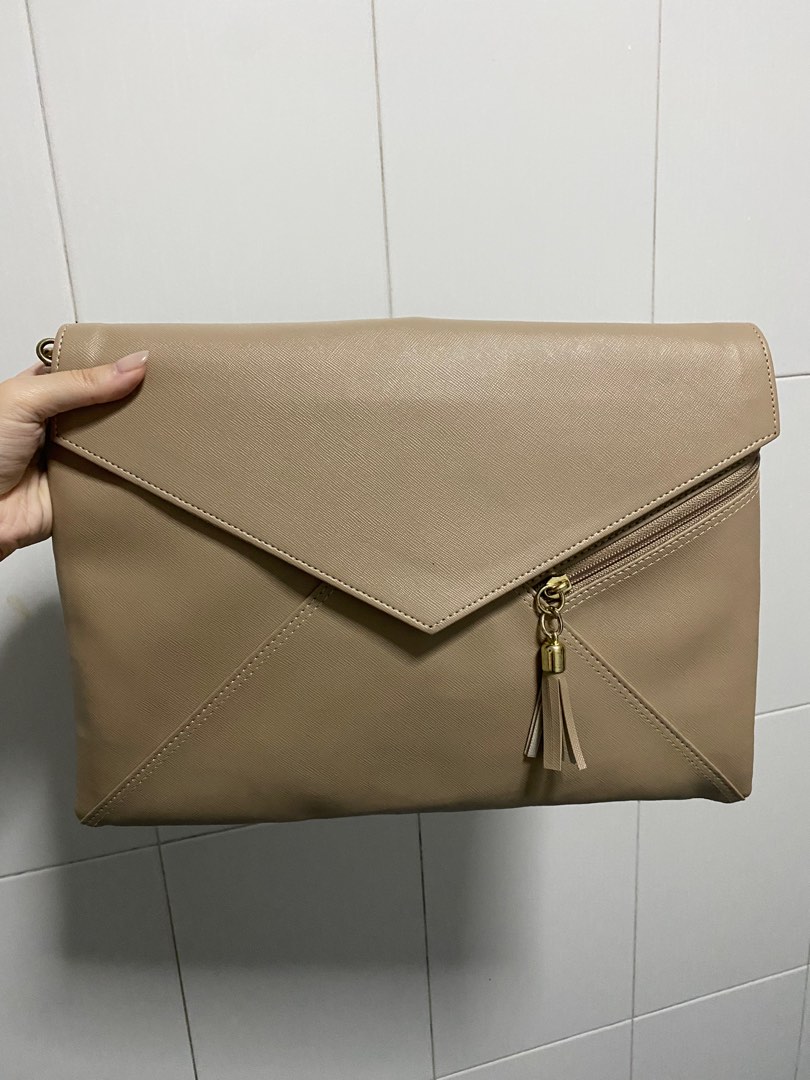 Mocha store clutch bag