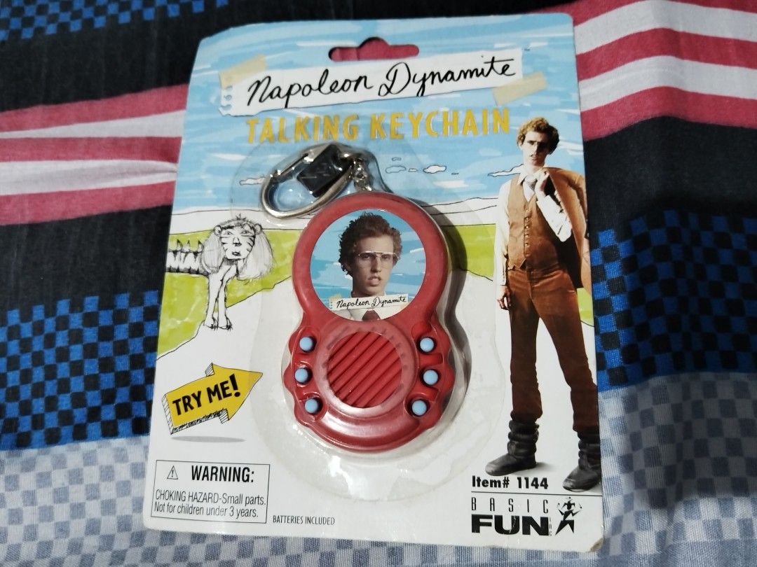 Napoleon Dynamite Talking Keychain (Category: Vintage Collectibles) located in Nabunturan. Submitted by rollingon22 (Listing ID 1269024353, Image 1). Description: WYSIWYG note: batteries are very old and need to be replaced vintage, 2005.