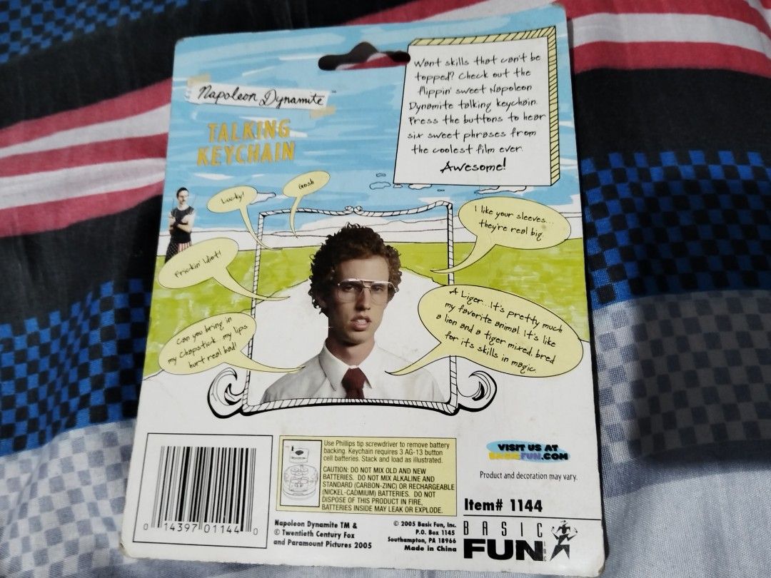 Napoleon Dynamite Talking Keychain (Category: Vintage Collectibles) located in Nabunturan. Submitted by rollingon22 (Listing ID 1269024353, Image 2). Description: WYSIWYG note: batteries are very old and need to be replaced vintage, 2005.